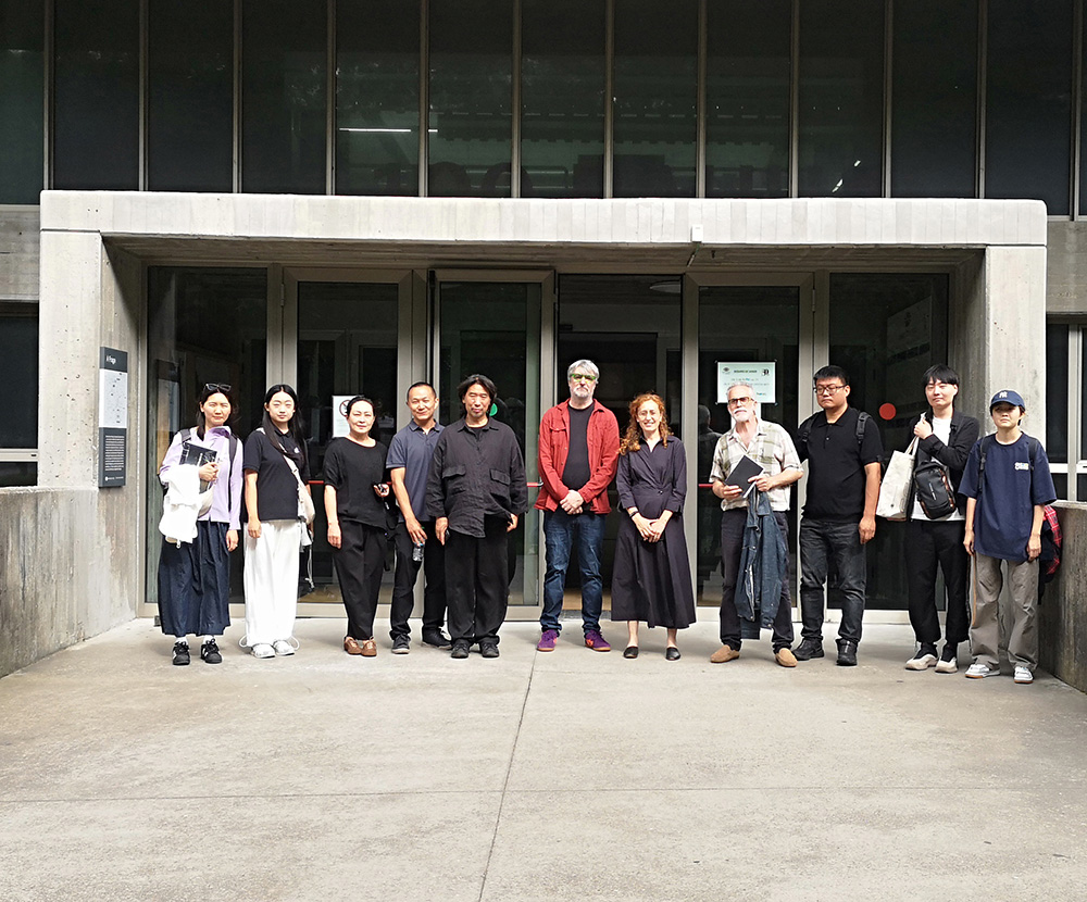Visita do arquitecto e profesor Zhang Pengju á ETSAC